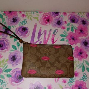 Small Coach Wristlet